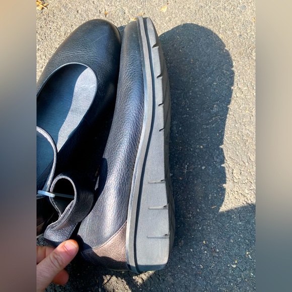 dansko jenna ankle strap flat